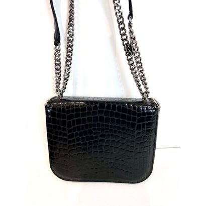 Stella MAC CARTNEY. Sac besace en cuir noir...