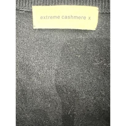EXTREME CASHMERE X. Pull oversize en tricoté...