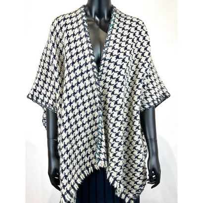WEHVE. Veste poncho en tricoté de Mérinos...
