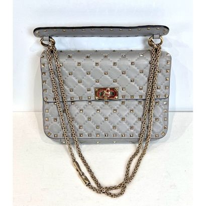 VALENTINO. Sac Rockstud Spike en nappa gris...