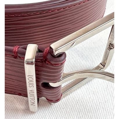 Louis VUITTON. Wine lees epi leather belt....