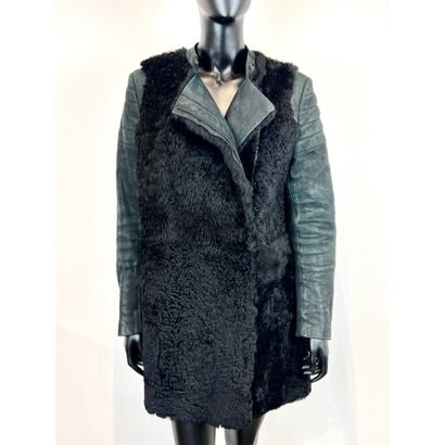 CELINE par Phoebe PHILO. Manteau non doublé...