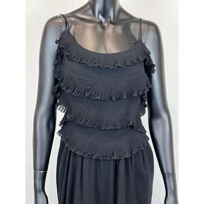 CHANEL Boutique. Robe longue en mousseline...