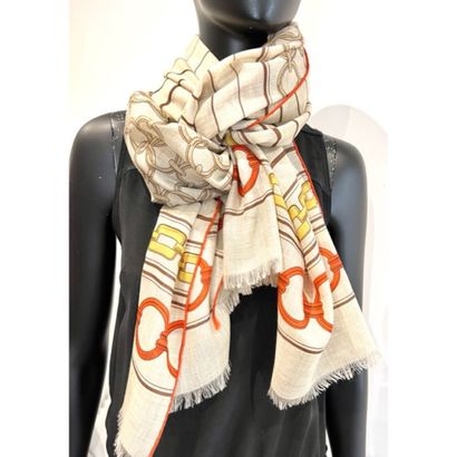 HERMES Paris. Beige cashmere stole printed...