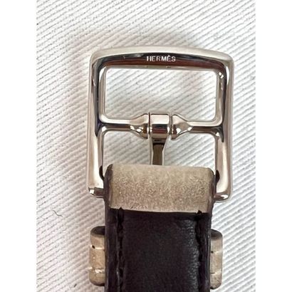 HERMES Paris. Fine belt in off-white leather...