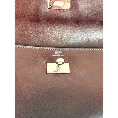 HERMES Paris. Kelly Classique wallet in chocolate-brown...
