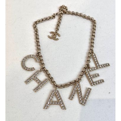 CHANEL Spring 2019. Necklace in silver-plated...