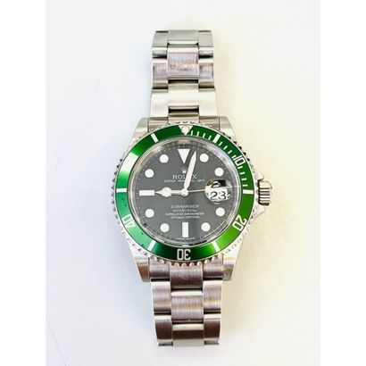 ROLEX SUBMARINER. 16610 LV. MONTRE en acier...