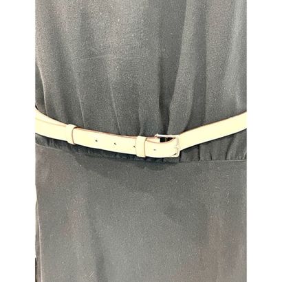 HERMES Paris. Fine belt in off-white leather...