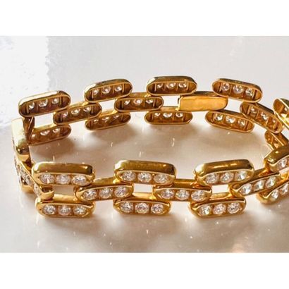 BEAU BRACELET en or jaune 750°/°° maillon...