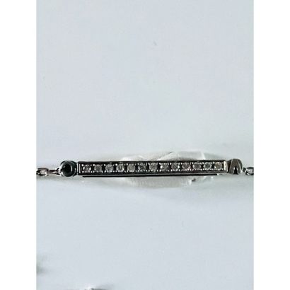 Victoria CASAL. BRACELET in white gold 750°/°°...