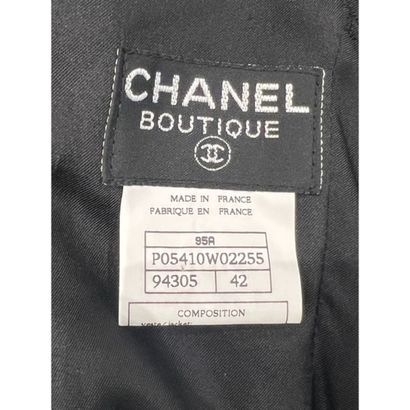 CHANEL. Automne 95 par Karl LAGERFELD. Robe...