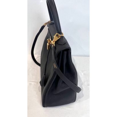 HERMES. Sac Kelly (32cm) en cuir Togo noir...
