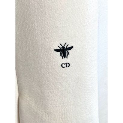 Christian DIOR. Robe droite sans manches...