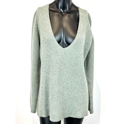 HERMES Paris. Pull tunique en tricoté de...
