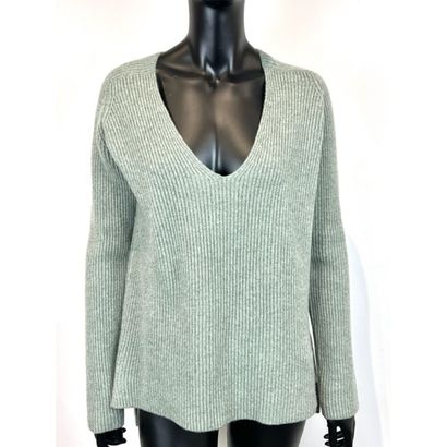 HERMES Paris. Pull tunique en tricoté de...