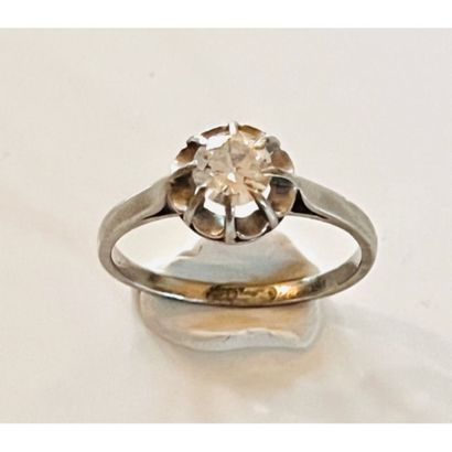 Solitaire ring set with a 0ct50 old-cut diamond...