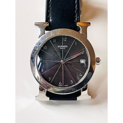 HERMES. MONTRE en acier l’heure H. Boîtier...