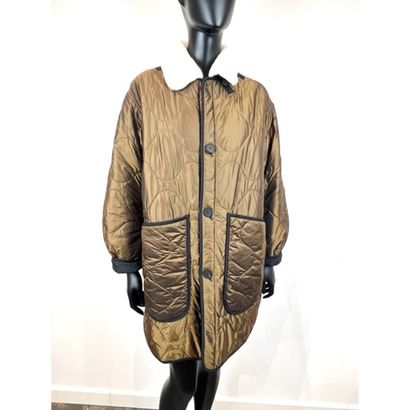 MARFA STANCE. Manteau matelassé réversible....