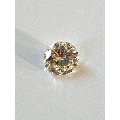DIAMANT taille brillant de 1ct89 (M-SI1)...