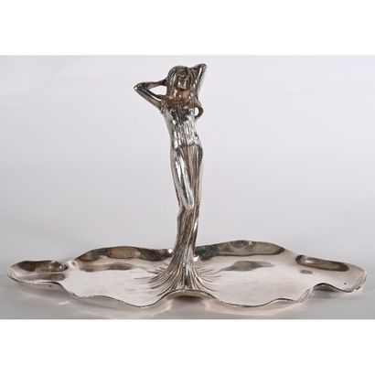 COUPE ART NOUVEAU en argent massif poinçonné...