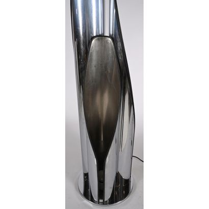 FONTANA ARTE. LAMPE en acier chromé à 3 lumières...
