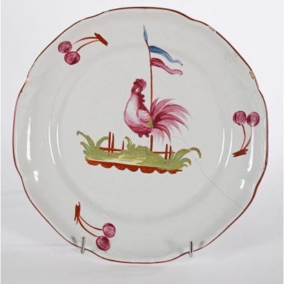 LES ISLETTES. Very rare plate with a rooster...