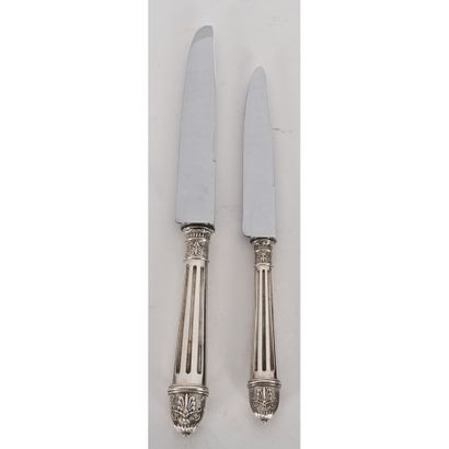 SET OF 24 KNIVES with solid silver handles...