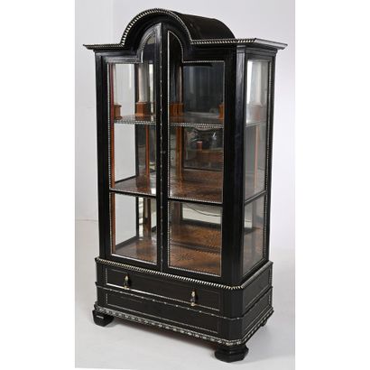 NAPOLEON III VITRINARY in blackened wood...