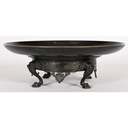 PICAULT Emile. (1833-1915). COUPE en bronze...