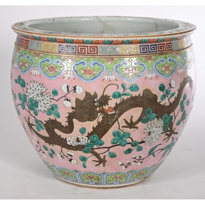 CHINESE PORCELAIN AQUARIUM with pink background...