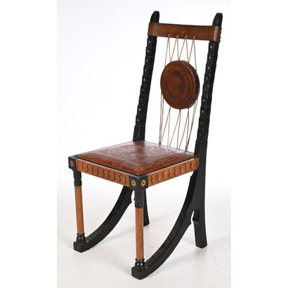 BUGATTI Carlo. (1856-1940). CHAISE à assise...