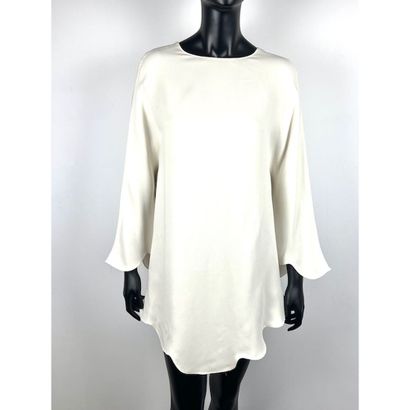 VALENTINO. Tunique de forme poncho en crêpe...