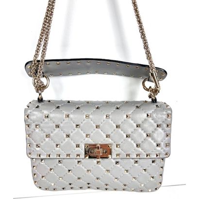 VALENTINO. Sac Rockstud Spike en nappa gris...