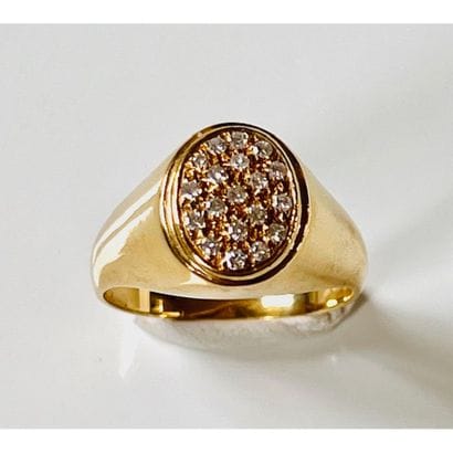 BAGUE chevalière en or jaune 750°/°° ornée...