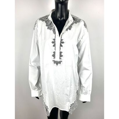 Ermanno SCERVINO. Chemise de forme liquette...
