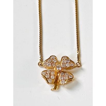 COLLIER en or jaune 750°/°° orné d’un trèfle...