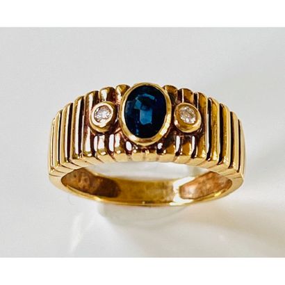 BAGUE anneau en or jaune 750°/°° godronné...