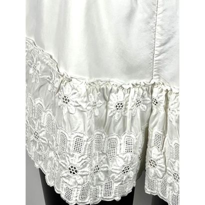 PAROSH. Short large. Ceinture élastiquée...