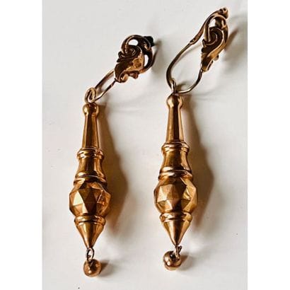 1900. 2 PAIRES DE BOUCLES D’OREILLES pendants...