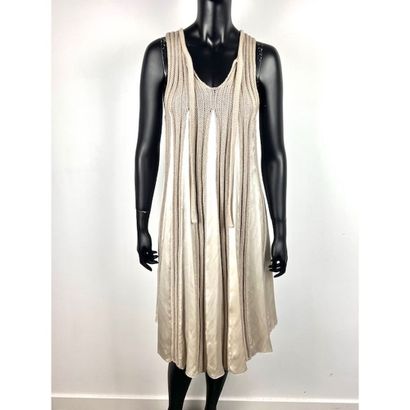 BOTTEGA VENETA. Robe sans manche en tricoté...