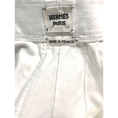 HERMES Paris. Jupe portefeuille légèrement...