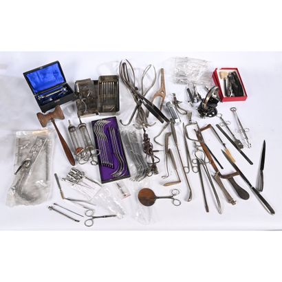 IMPORTANT LOT d’outils pour la médecine et...
