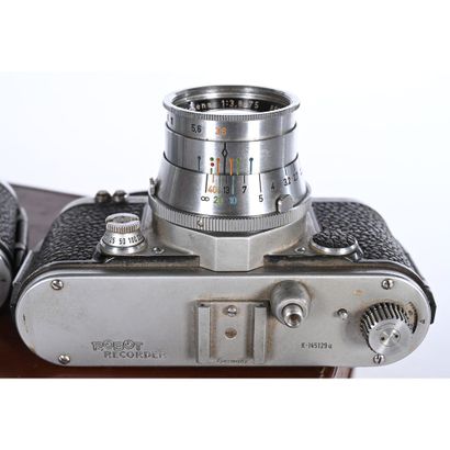 2 APPAREILS PHOTO Robot Royal et Robot Reporter...