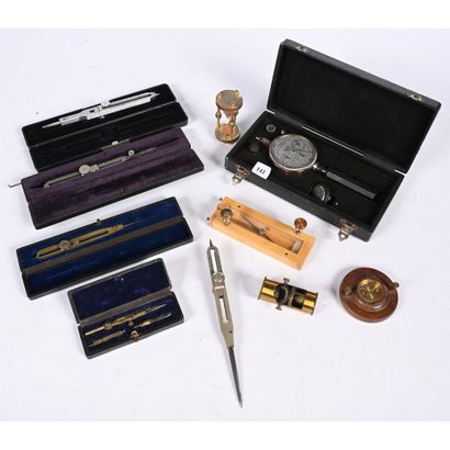 PETIT LOT d’instruments de mesures dont des...