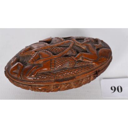 TABATIERE in carved corozo representing an...