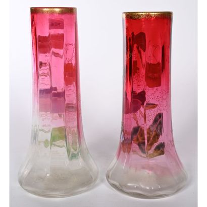 MONTJOI-SAINT-DENIS. PAIR OF grooved tubular...