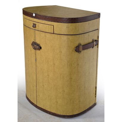 STARBAY. COIFFEUSE D’ESPRIT ART DECO en forme...