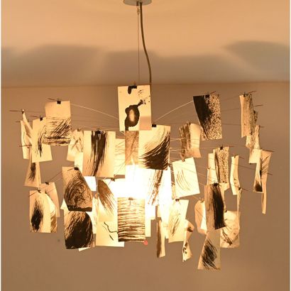INGO MAURER (?). LUSTRE moderniste à multiples...