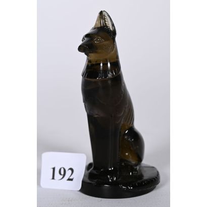 R. LALIQUE. Glass SUE representing an Egyptian...